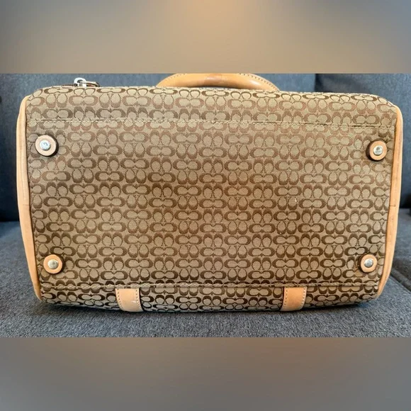 Coach Brown Signature Canvas Satchel (Authentic) - Picture 4 of 7